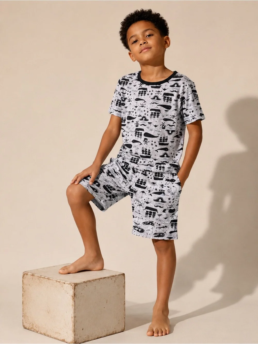 Carter’s Short Sleeve Short Pirate Pajama Set Size 10